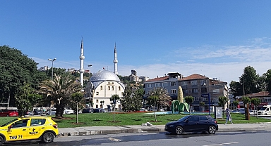 Alibeyköy, Haliç'in yukarısında Eyüp İlçesi'ne bağlı bir semttir.