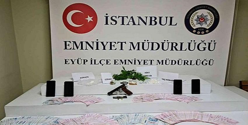 Eyüpsultan İlçe Emniyet Müdürlüğünden uyuşturucu operasyonu