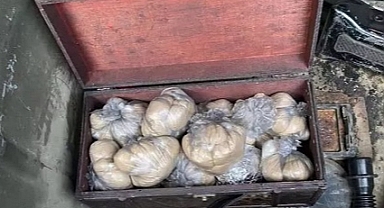 Otomobil bagajında eroin sevkiyatı