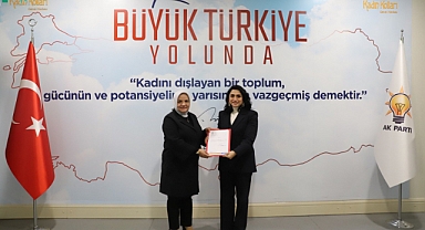 Ak Parti Eyüpsultan Kadın Kolları Başkanlığına Ceren Çolak atandı