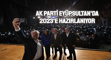 Ak Parti Eyüpsultan'da sandık görevlileri toplantısı gerçekleştirdi.