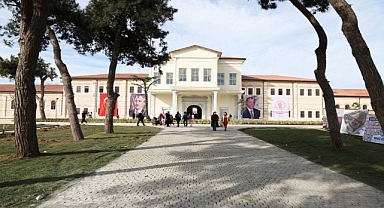 Rami Kütüphanesi’ni günde 20 binin üzerinde kişi ziyaret ediyor