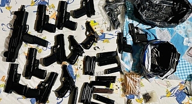 Eyüpsultan'da kaçak silah operasyonu. Çok sayıda silah ele geçirildi 