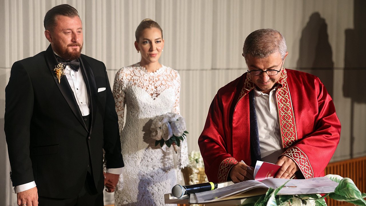 Arda Pakyıldız dünya evine girdi