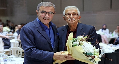 Başkan Deniz Köken’den öğretmenlere sürpriz kutlama