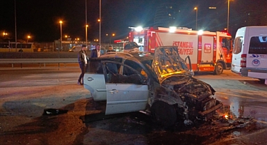 İstanbul'da otomobil yangını! Yanarak ölmekten son anda kurtuldu