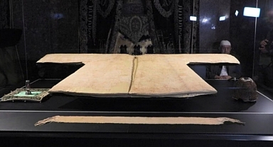 Hırka-i Şerif İstanbul'da ziyarete açıldı: Ramazan boyu görülebilecek