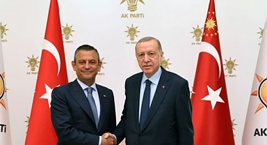 Cumhurbaşkanı Erdoğan ile CHP lideri Özgür Özel'in görüşmesi sona erdi