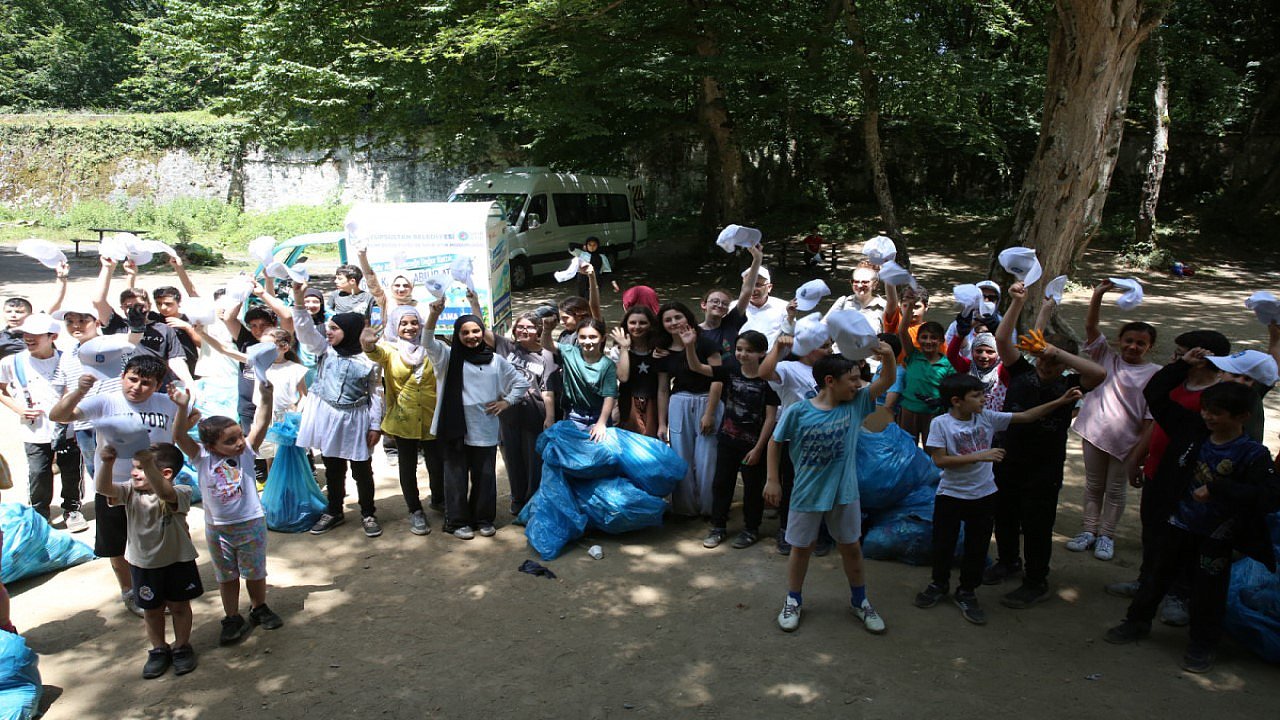 Eyüpsultan’da çöp toplama etkinliği düzenlendi