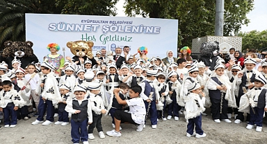 Eyüpsultanlı çocuklara sünnet şöleni