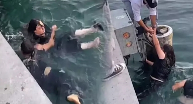 İstanbul’da denize düşen kadını vatandaşlar kurtardı