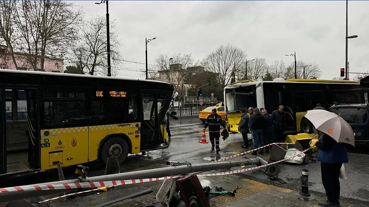 İstanbul'da 2 İETT otobüsü çarpıştı