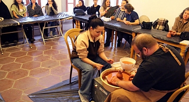 Eyüpsultan’da Kültür Sanat Atölyeleri Devam Ediyor