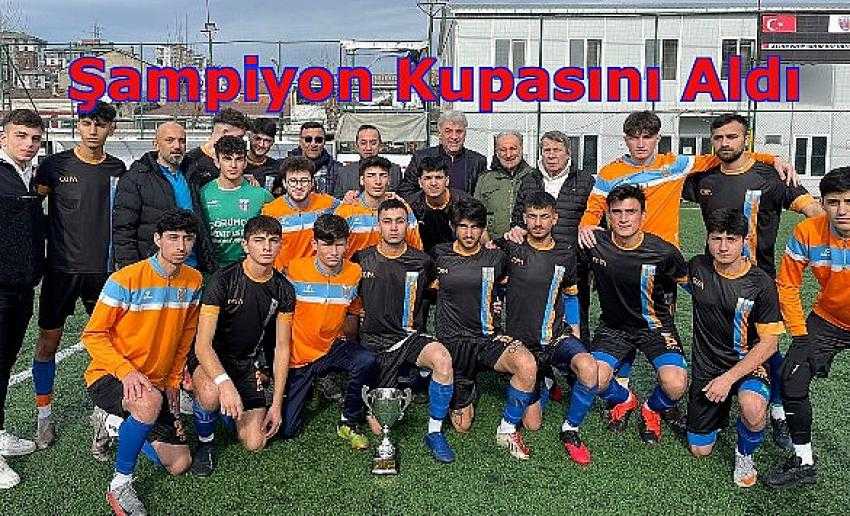 ALİBEYKÖYSPOR U-18 TAKIMI ŞAMPİYONLUK KUPASINI ALDI - Eyüpsultan Haber