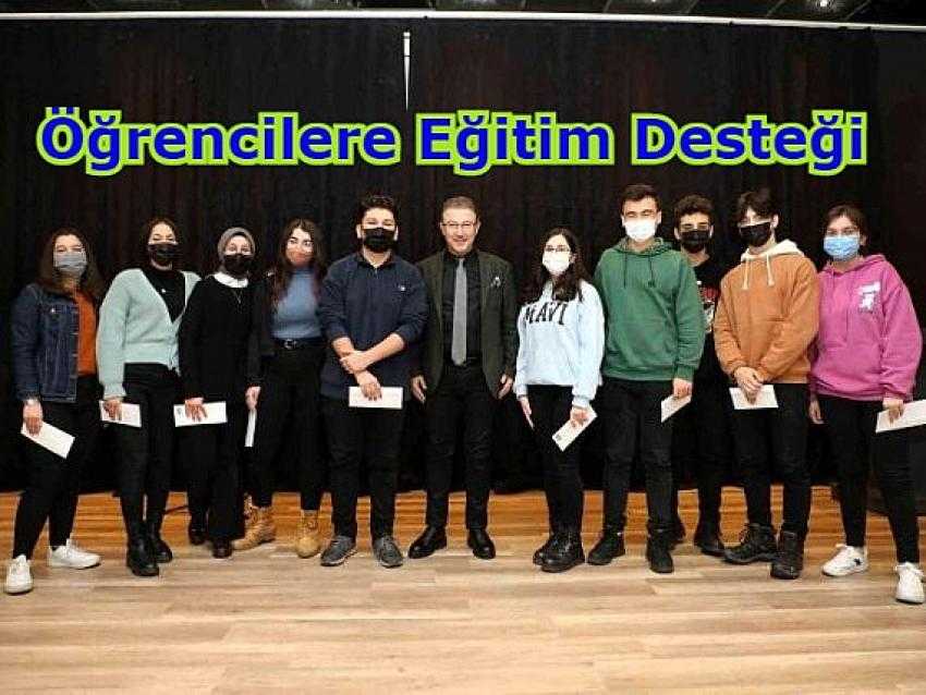Lise son öğrencilerine eğitim desteği | Eyüpsultan Haber