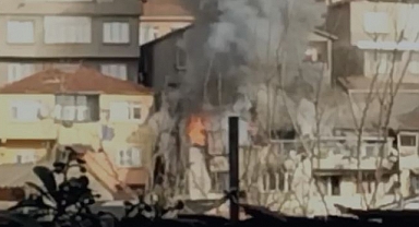 Eyüpsultanda gecekonduda yangın 